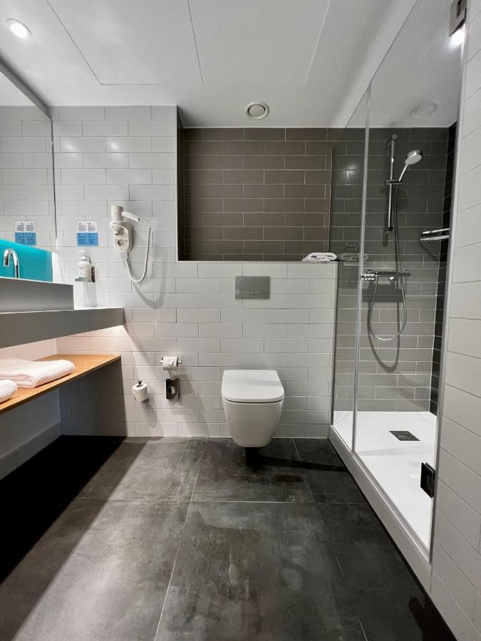 Holiday Inn Express - Madrid - Airport By Ihg Extérieur photo