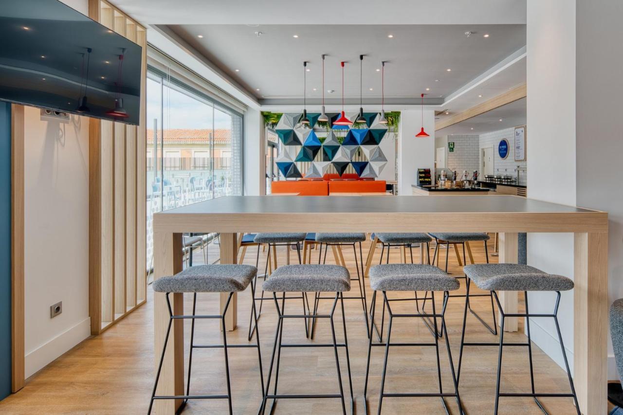 Holiday Inn Express - Madrid - Airport By Ihg Extérieur photo