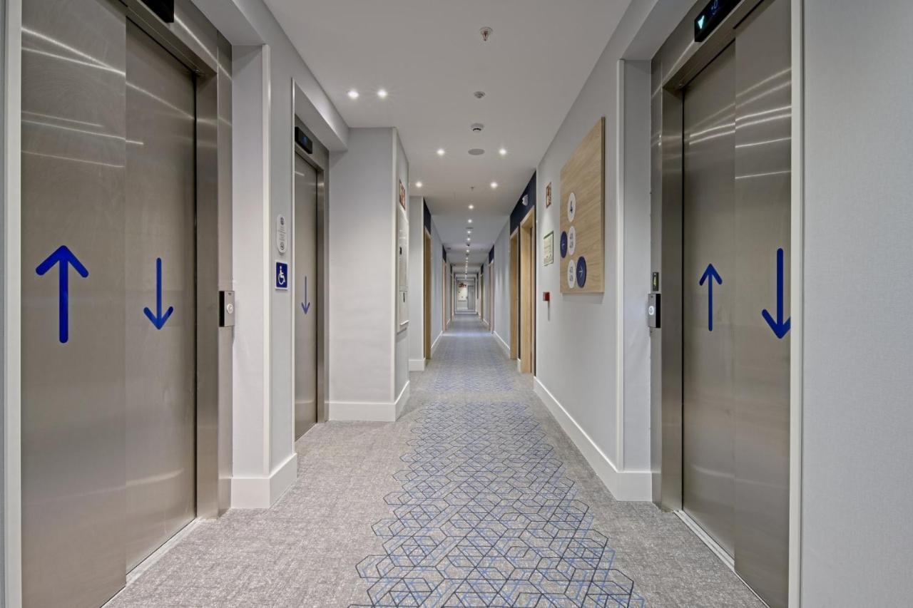Holiday Inn Express - Madrid - Airport By Ihg Extérieur photo