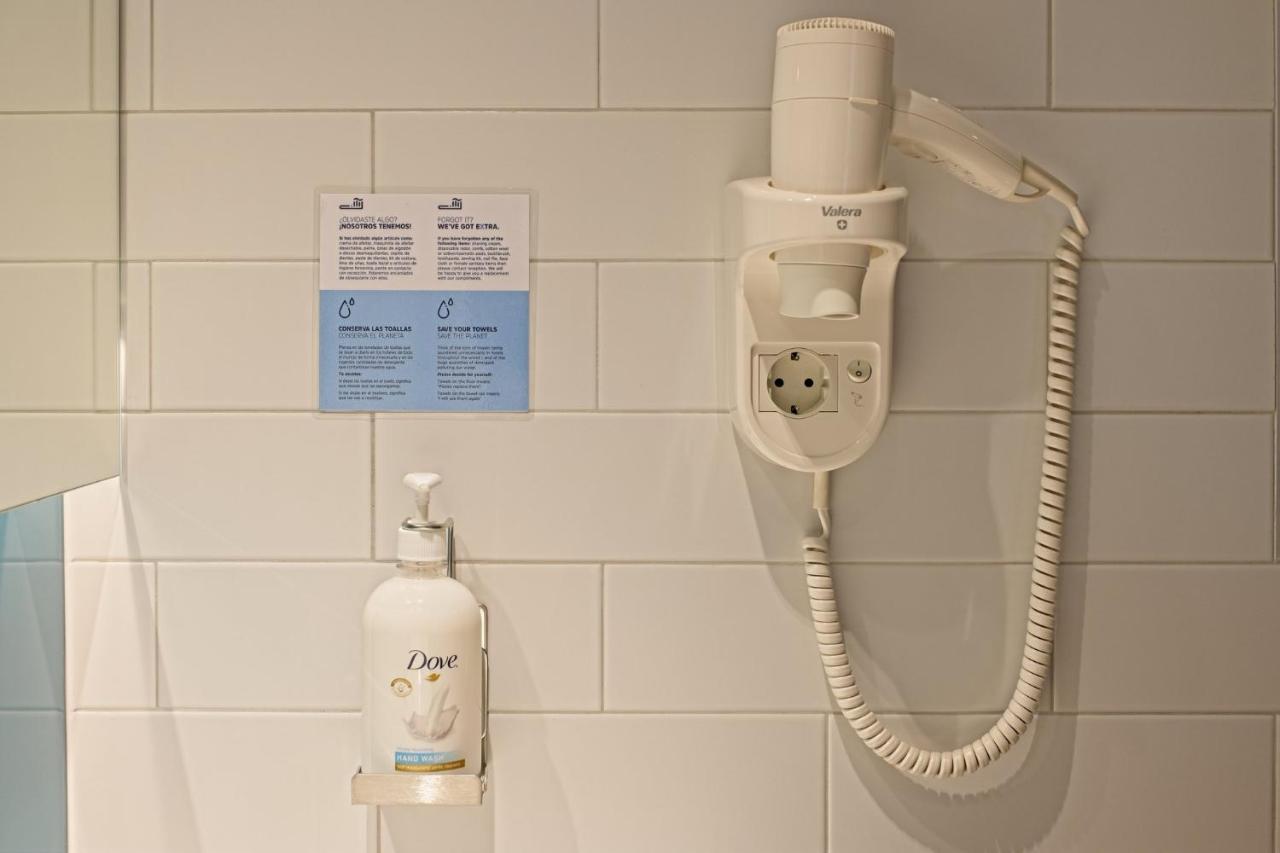 Holiday Inn Express - Madrid - Airport By Ihg Extérieur photo