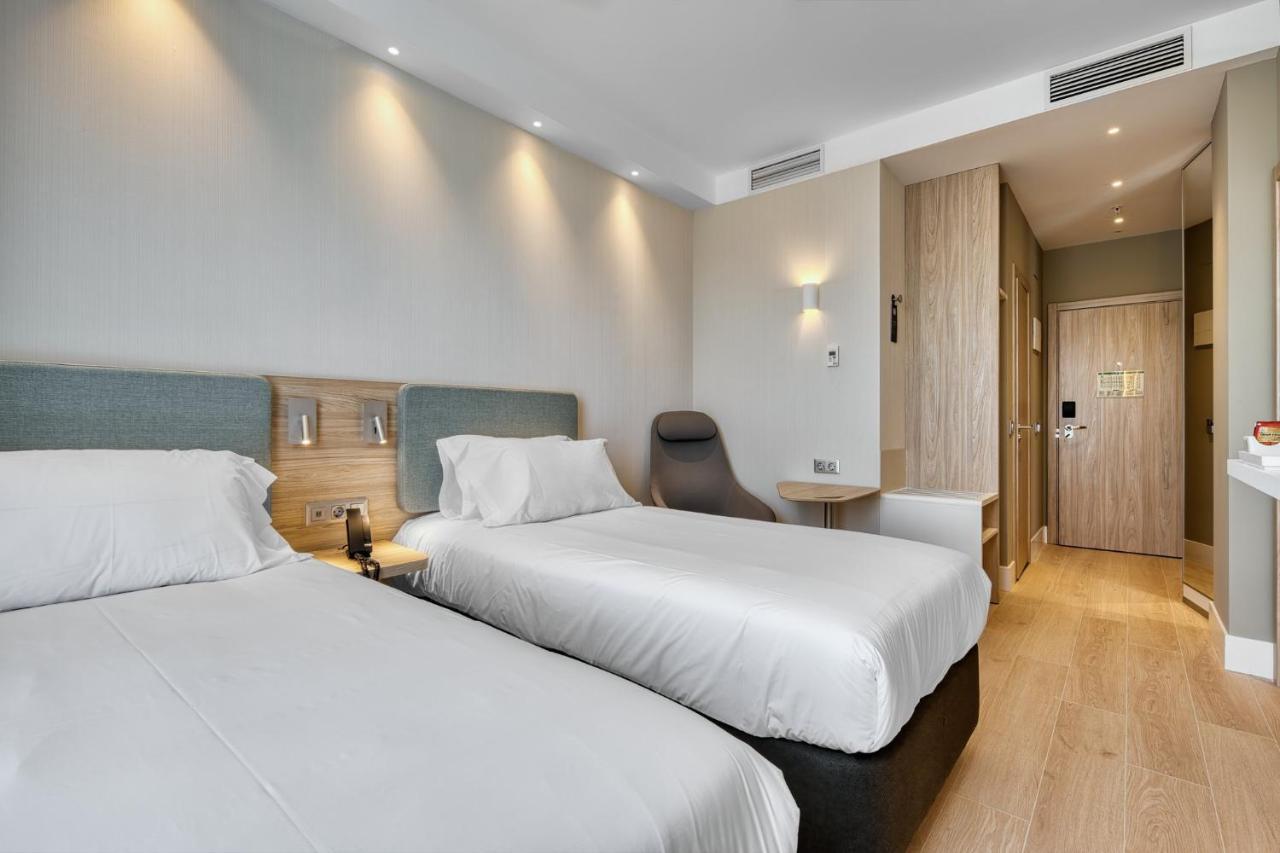 Holiday Inn Express - Madrid - Airport By Ihg Extérieur photo