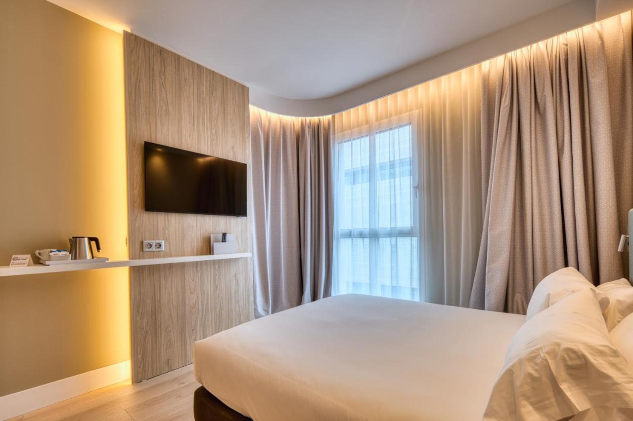 Holiday Inn Express - Madrid - Airport By Ihg Extérieur photo