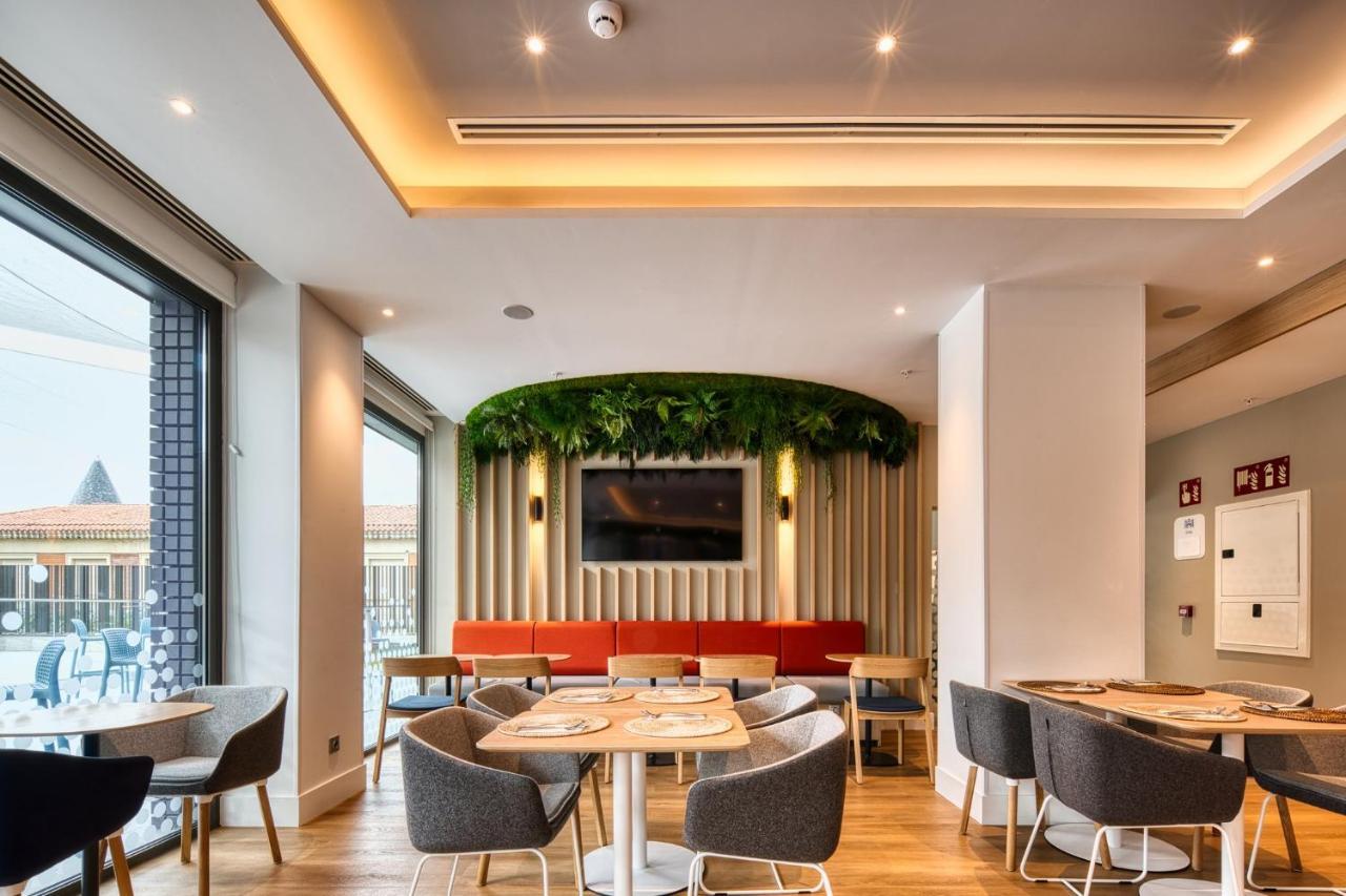 Holiday Inn Express - Madrid - Airport By Ihg Extérieur photo