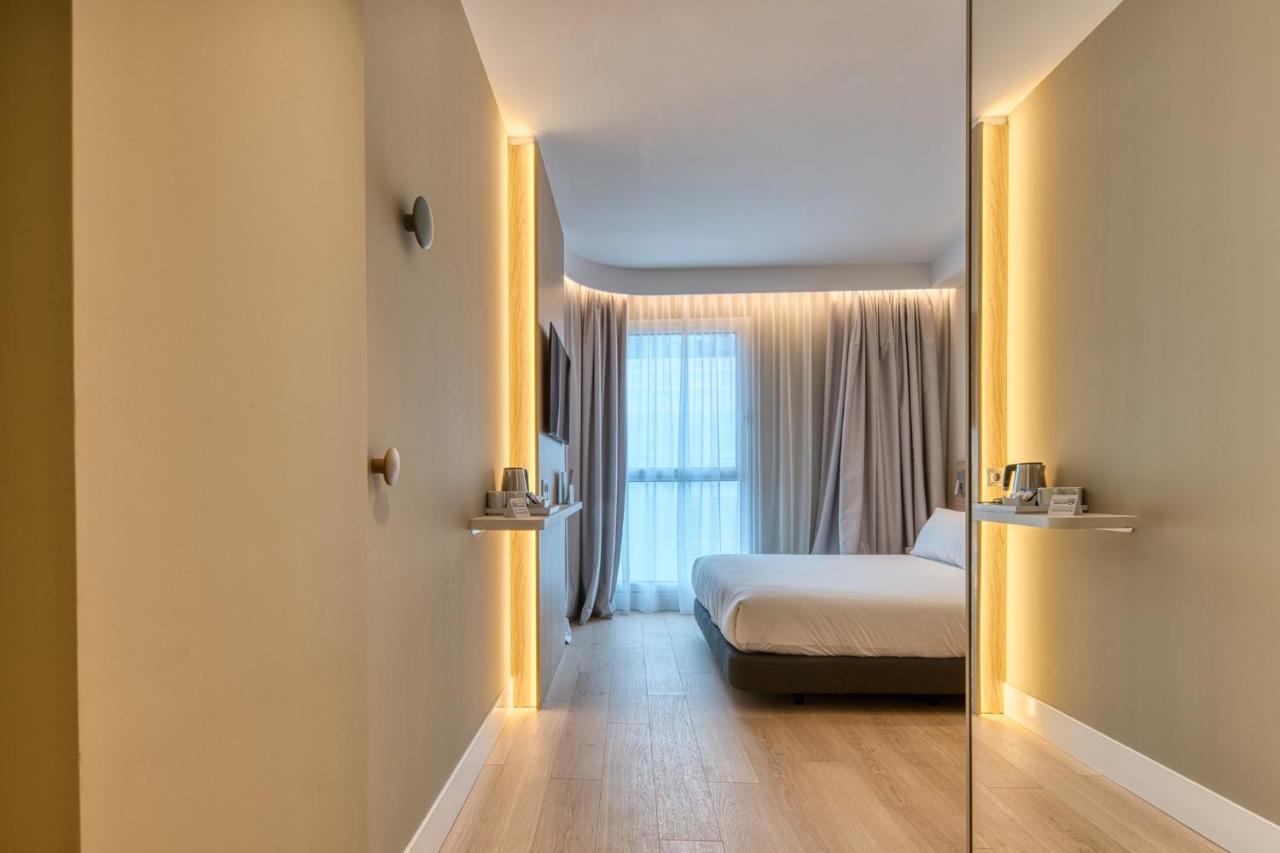 Holiday Inn Express - Madrid - Airport By Ihg Extérieur photo